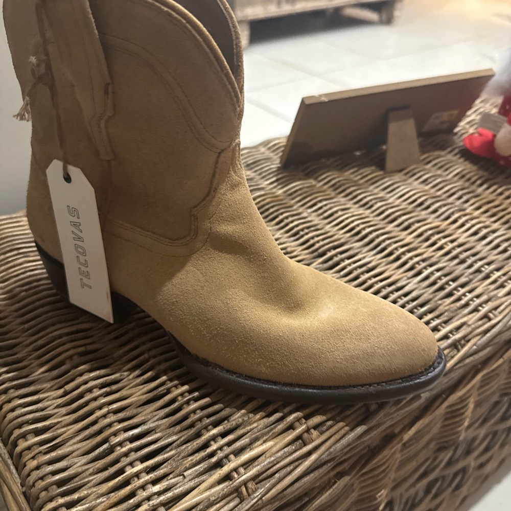 Tecovas Women's Tan Suede Boots